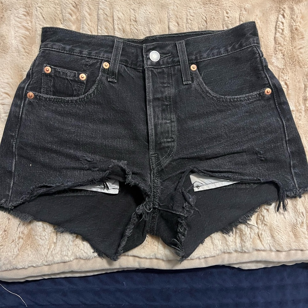 Levi’s black shorts
